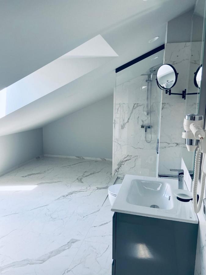 Roze Republikas Apartments Liepāja Dış mekan fotoğraf