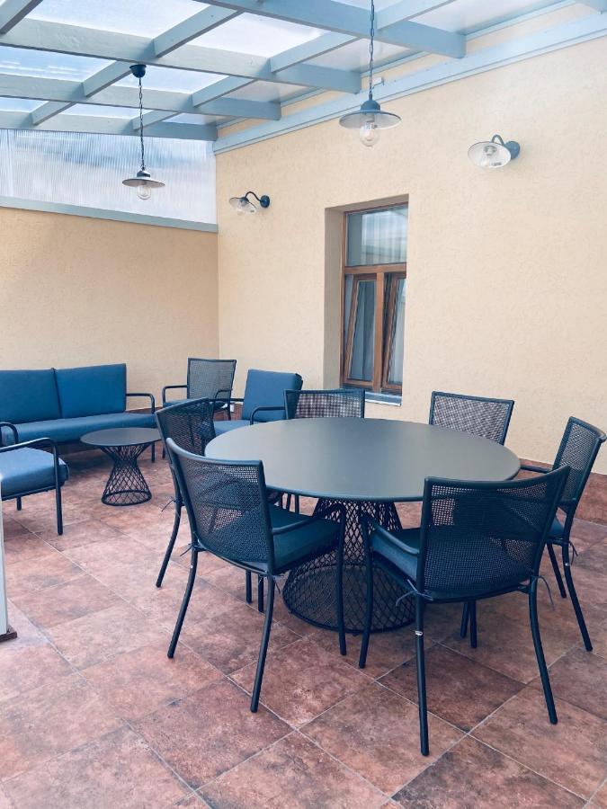 Roze Republikas Apartments Liepāja Dış mekan fotoğraf
