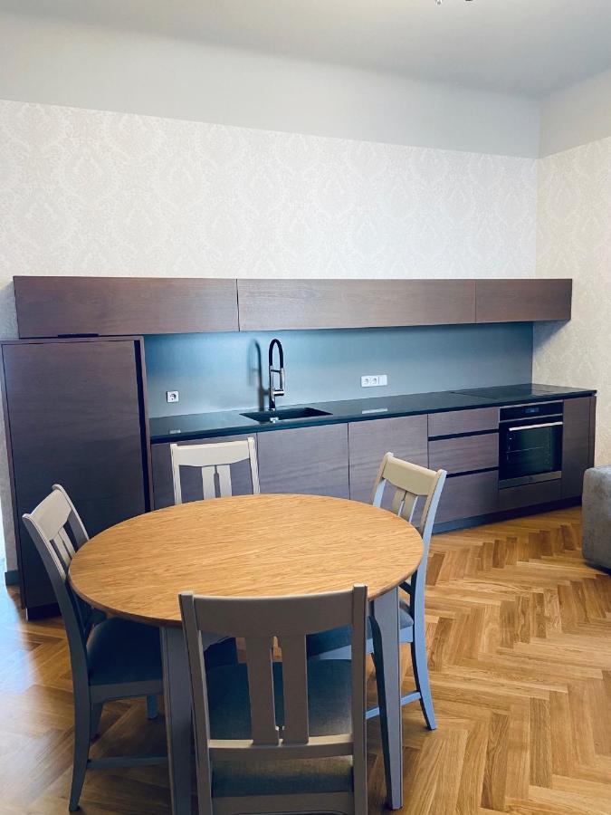 Roze Republikas Apartments Liepāja Dış mekan fotoğraf